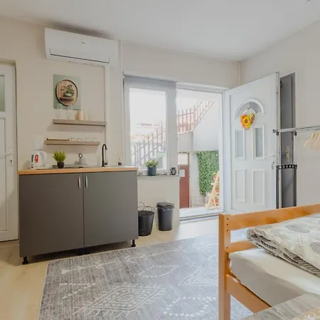 1 Minute To Sebilj - 3br- Old Town - Free Parking